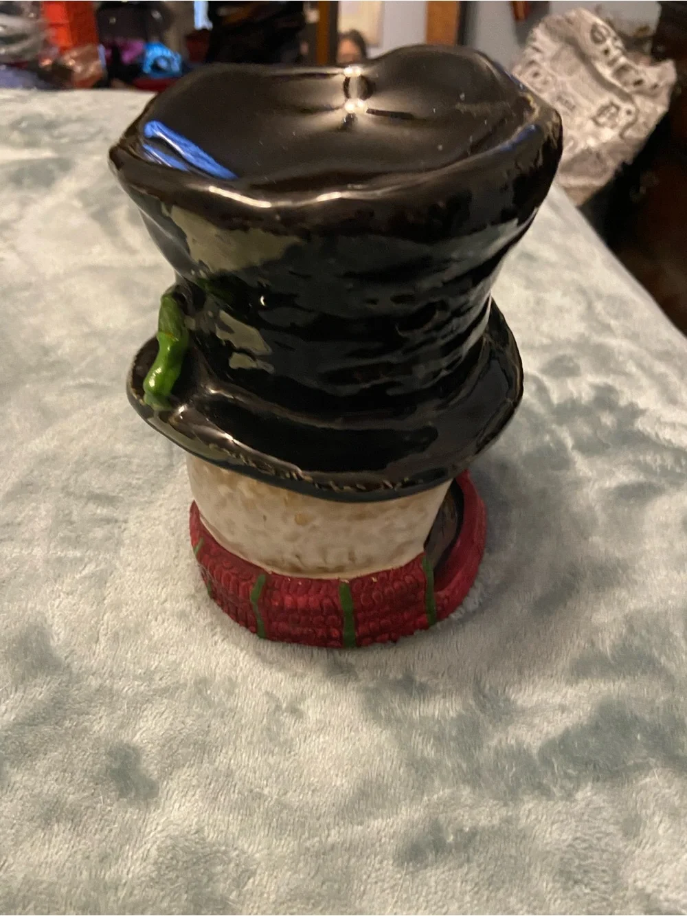 Yankee Candle Snowman Tealight Holder in Black, Red, Green